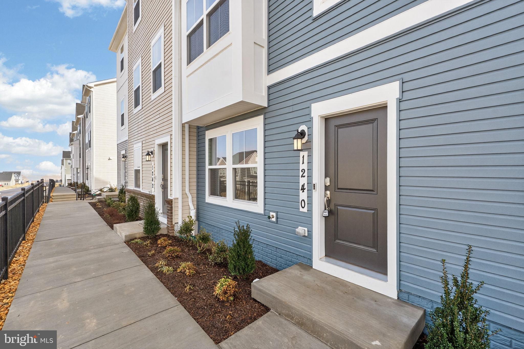 1240 Red Clover Lane Ranson, WV 25438 - Photo 5 of 41