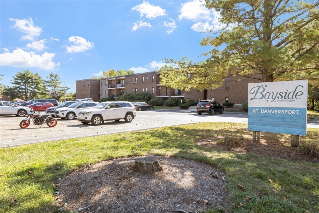 11 Riverside Avenue, Unit 2 Danvers, MA 01923 - Photo 3 of 19