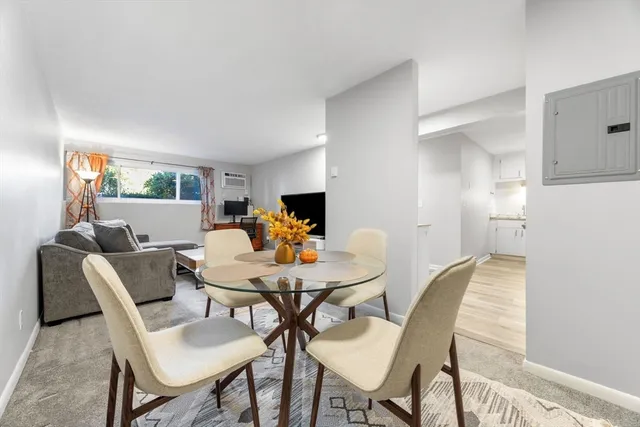 $289,900 | 11 Riverside Avenue, Unit 2, Danvers, MA 01923