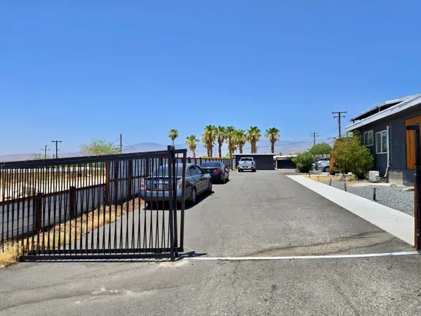 $950,000 | 11771 Upland Way, Desert Hot Springs, CA 92240