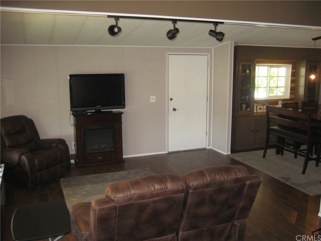 3700 Buchanan Street, Unit 171 Riverside, CA 92505 - Photo 15 of 21