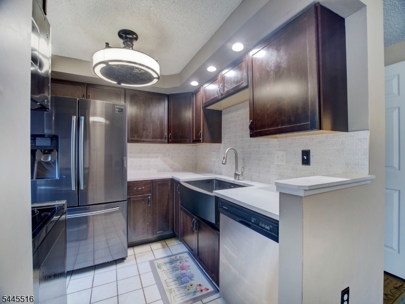 71 Ridge Street, Unit 3 Orange, NJ 07050 - Photo 7 of 26