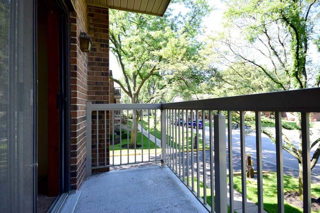 707 West Central Road, Unit B4 Mount Prospect, IL 60056 - Photo 15 of 16
