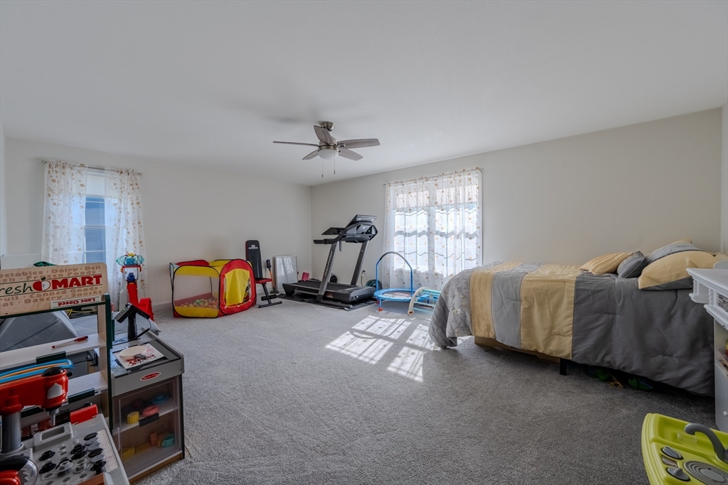12 Hayfield Road Dracut, MA 01826 - Photo 27 of 36 Gallery Image 27