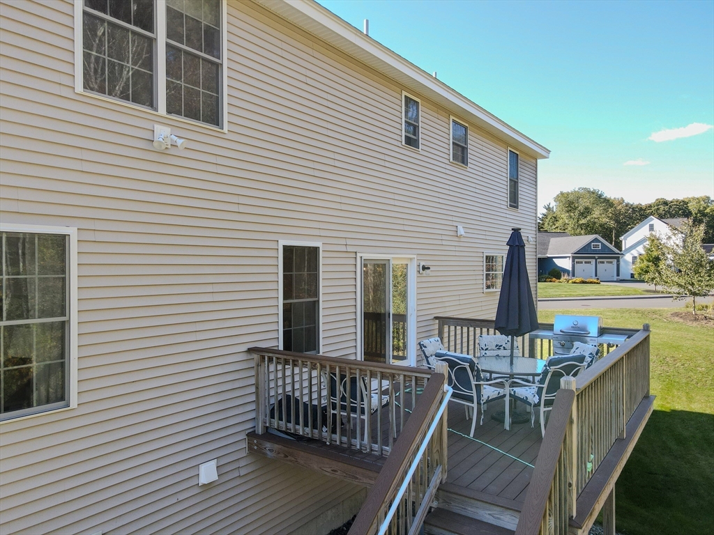 12 Hayfield Road Dracut, MA 01826 - Photo 31 of 36 Gallery Image 31