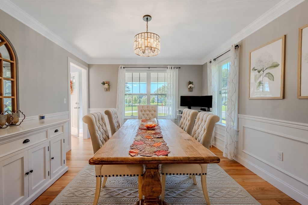 12 Hayfield Road Dracut, MA 01826 - Photo 6 of 36 Gallery Image 6