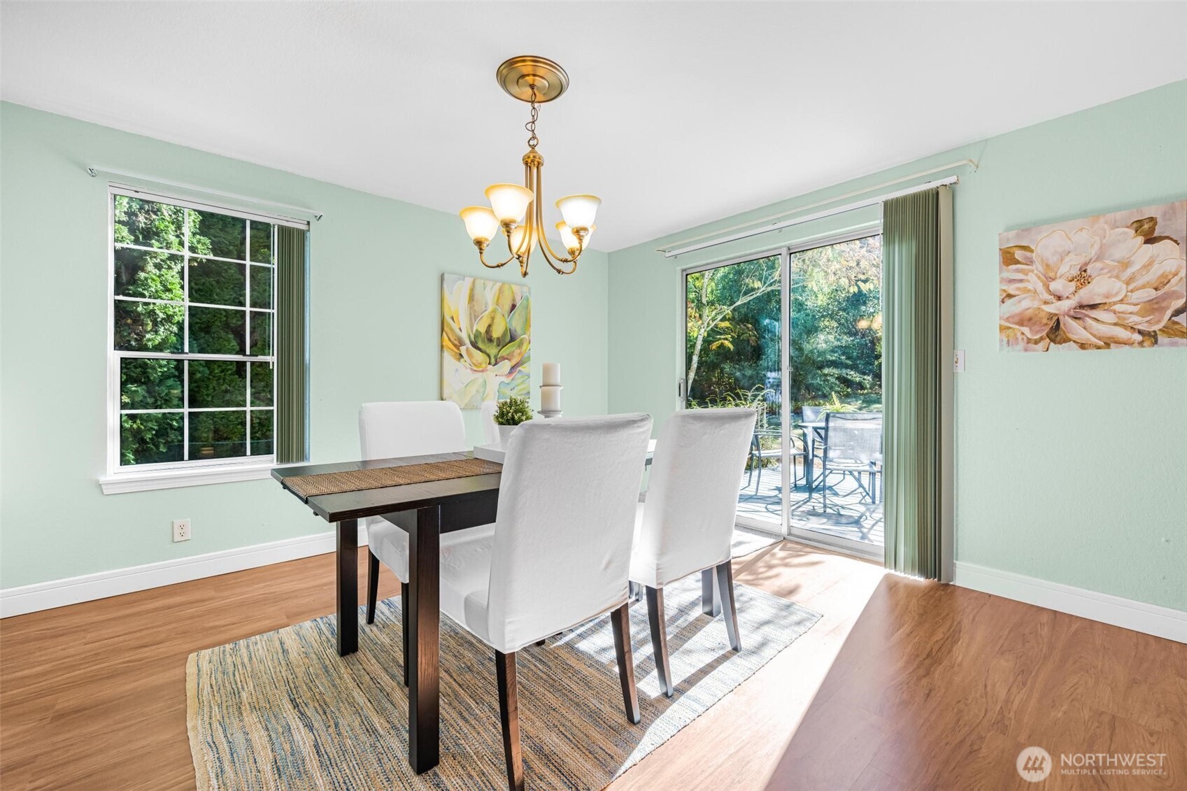 1226 224th Place Southwest Bothell, WA 98021 - Photo 6 of 31 Gallery Image 6