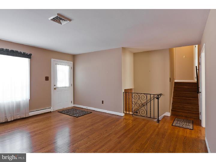 1124 Almshouse Road Ivyland, PA 18974 - Photo 5 of 25