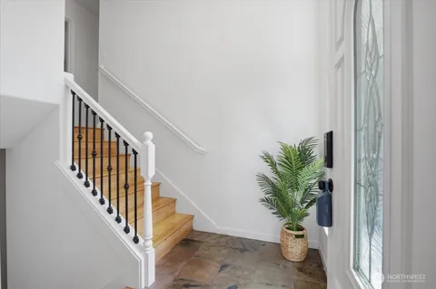 $1,296,750 | 1508 208th Avenue Northeast, Sammamish, WA 98074