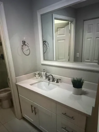 $3,200 | 12725 Shoreline Drive, Unit 6C, Wellington, FL 33414