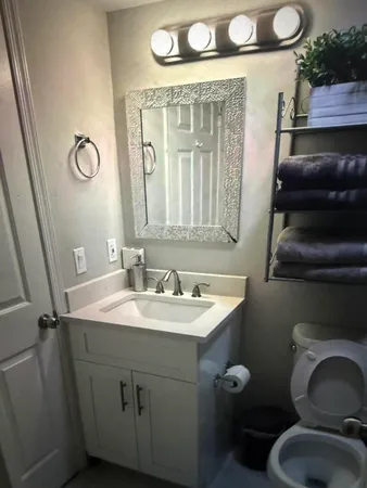 $3,200 | 12725 Shoreline Drive, Unit 6C, Wellington, FL 33414