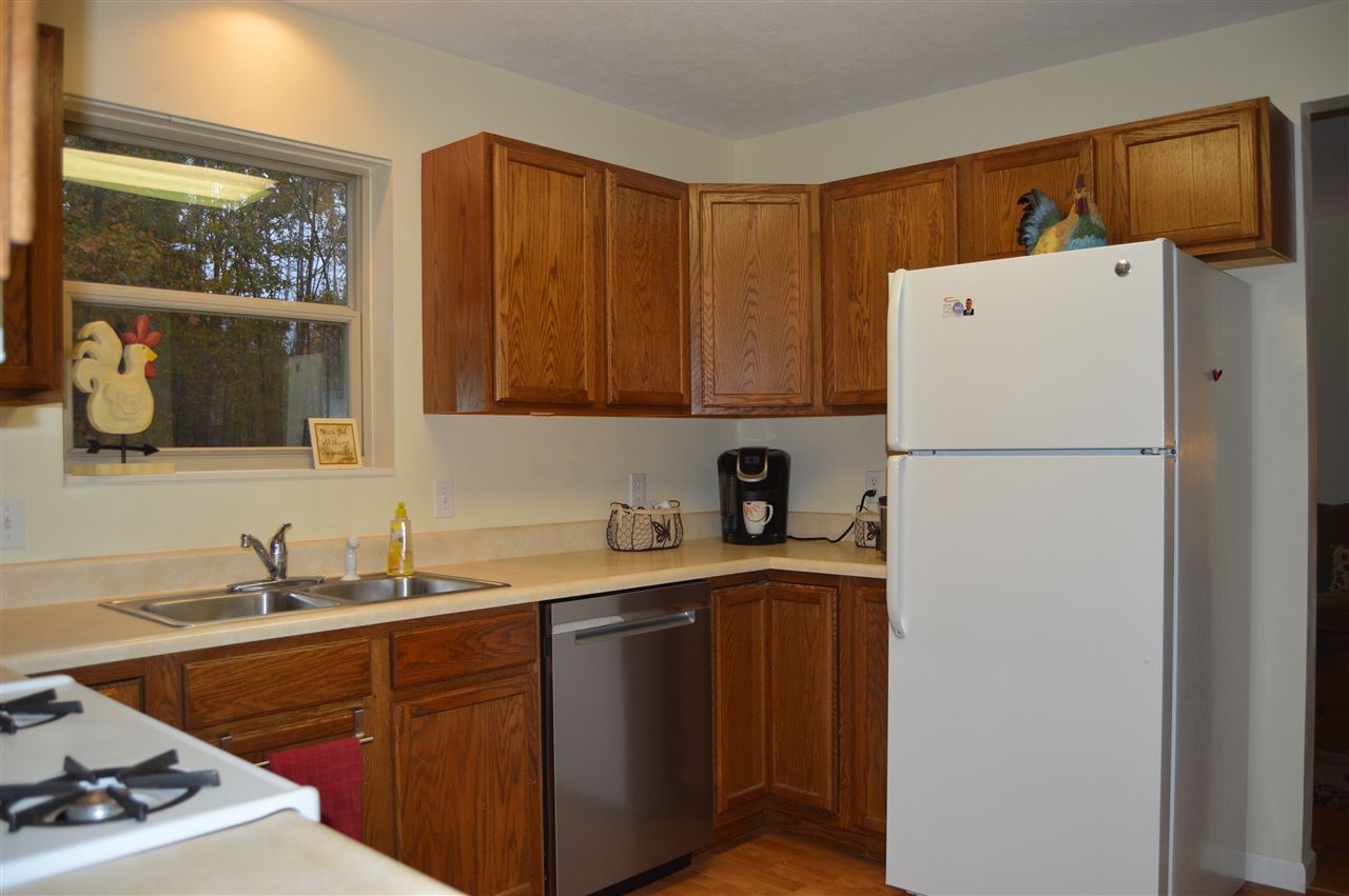 3096 Nimrod Road Traverse City, MI 49685 - Photo 15 of 52 1840189-15.JPG