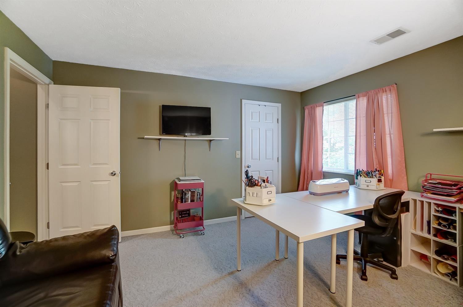 7394 Ridgepoint Drive, Unit 10 Cincinnati, OH 45230 - Photo 29 of 50