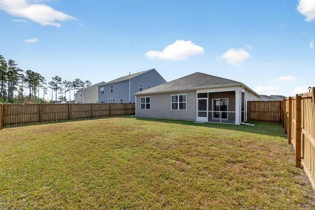 $370,000 | 114 Oakwood Boulevard, Summerville, SC 29486