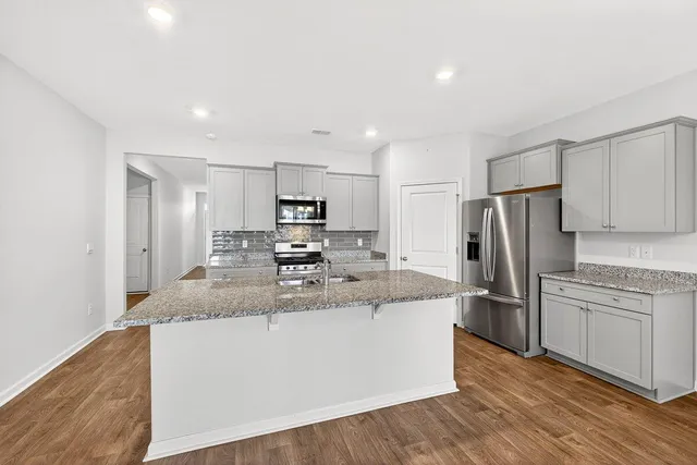 $370,000 | 114 Oakwood Boulevard, Summerville, SC 29486