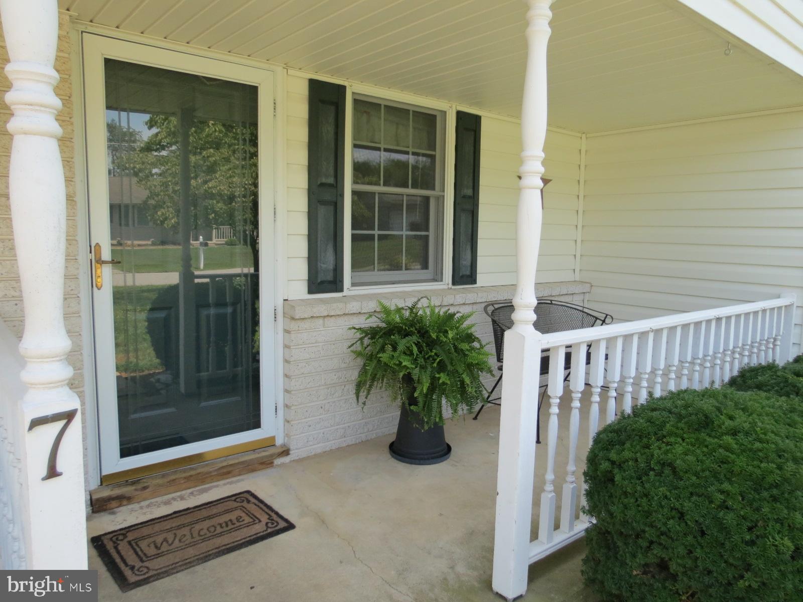 7 Monticello Avenue Spring Grove, PA 17362 - Photo 2 of 35