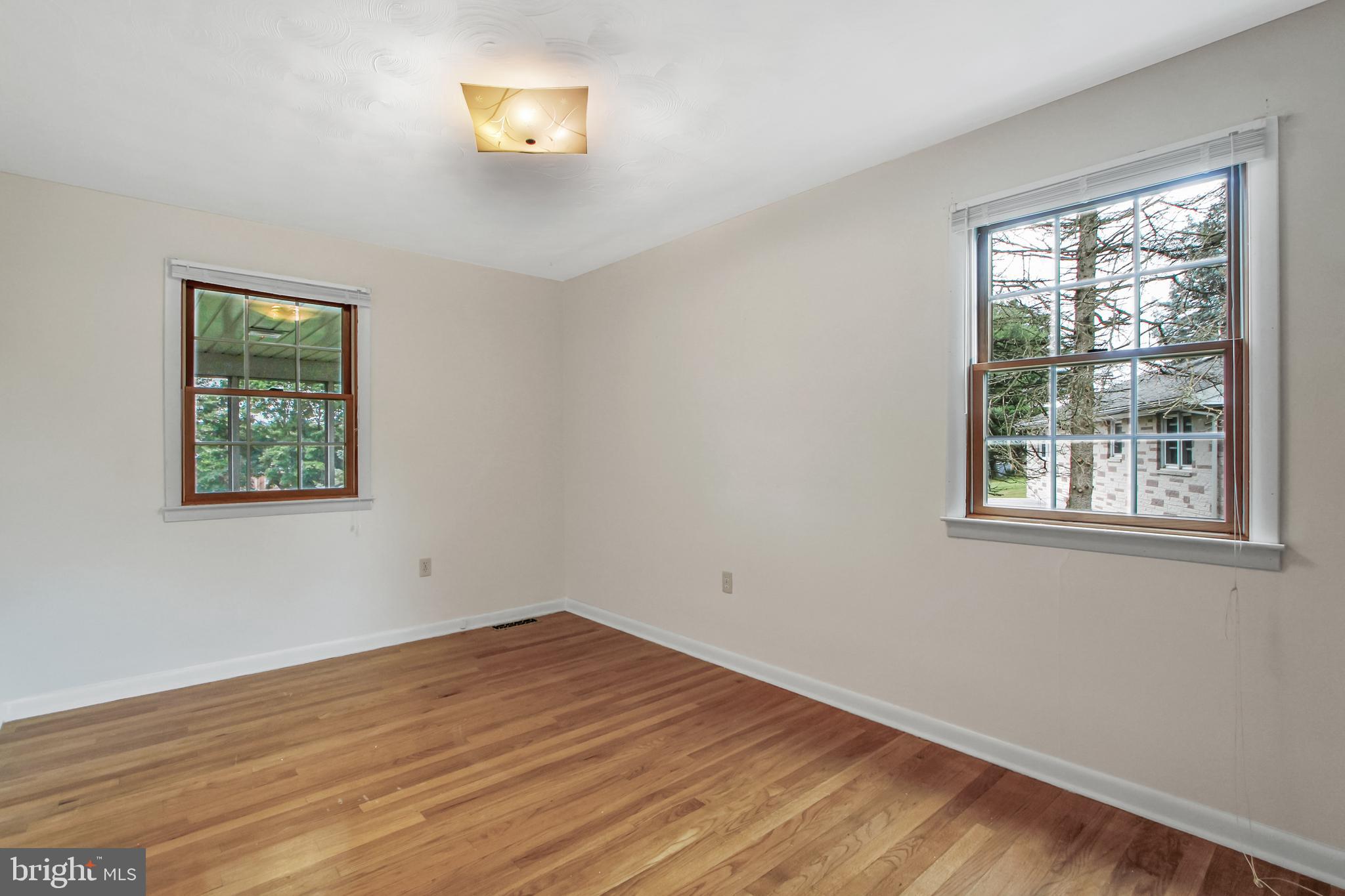 7 Monticello Avenue Spring Grove, PA 17362 - Photo 20 of 35