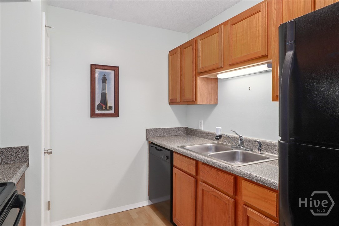 401 North Cromwell Road, Unit Q2 Savannah, GA 31410 - Photo 12 of 35