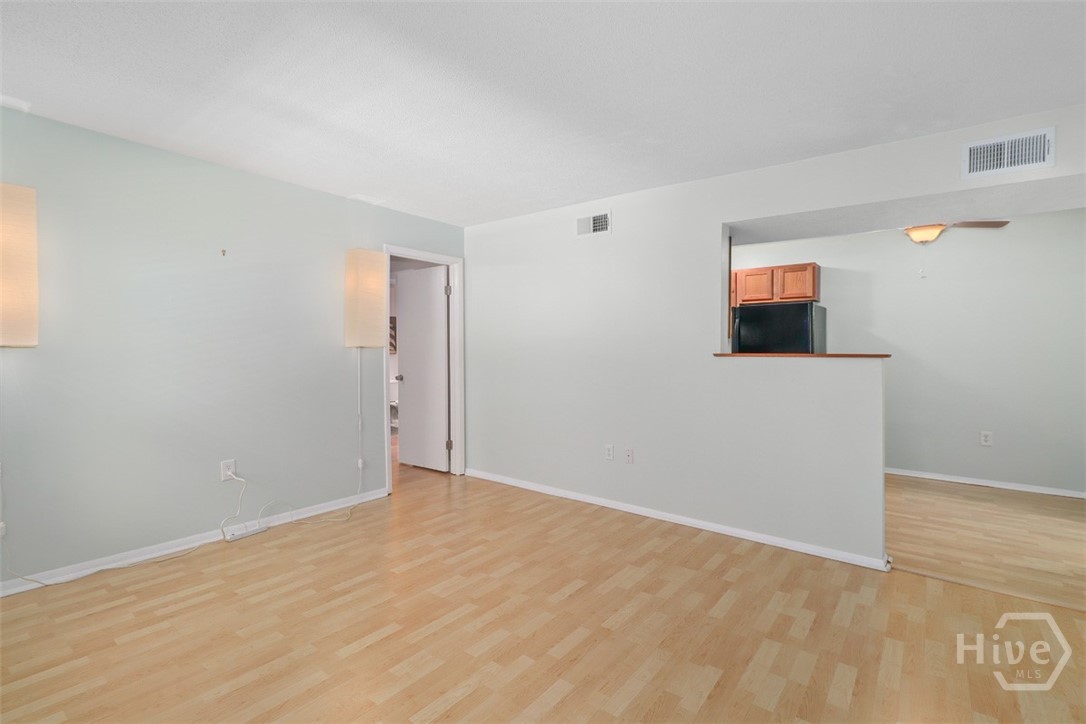 401 North Cromwell Road, Unit Q2 Savannah, GA 31410 - Photo 7 of 35