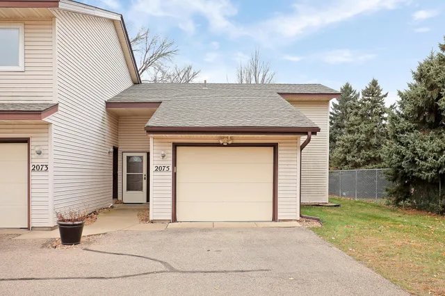 $229,900 | 2075 13th Avenue West, Shakopee, MN 55379