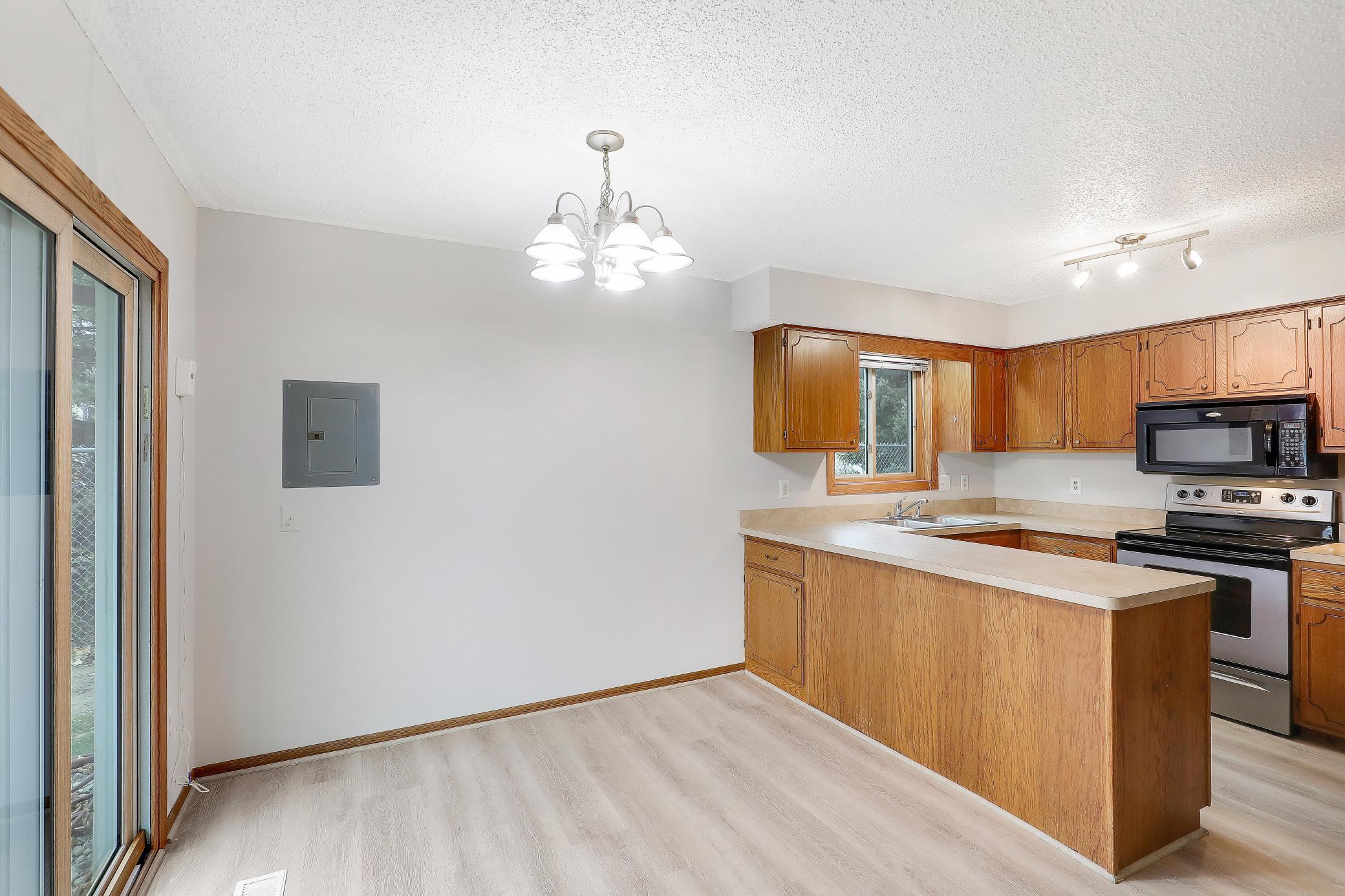 2075 13th Avenue West Shakopee, MN 55379 - Photo 11 of 33