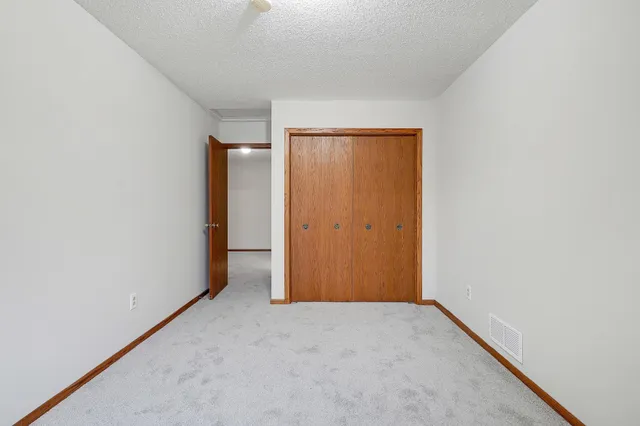 $229,900 | 2075 13th Avenue West, Shakopee, MN 55379