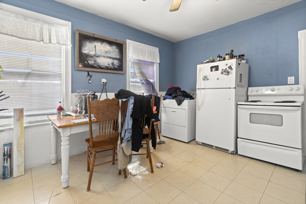 49 Federal Street Beverly, MA 01915 - Photo 19 of 24