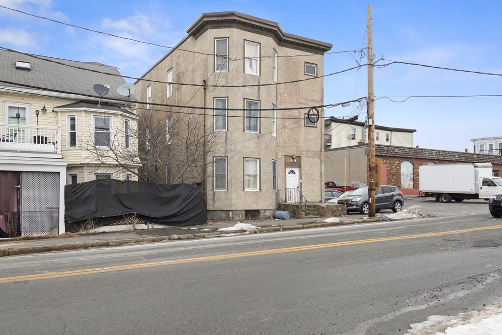 49 Federal Street Beverly, MA 01915 - Photo 2 of 24