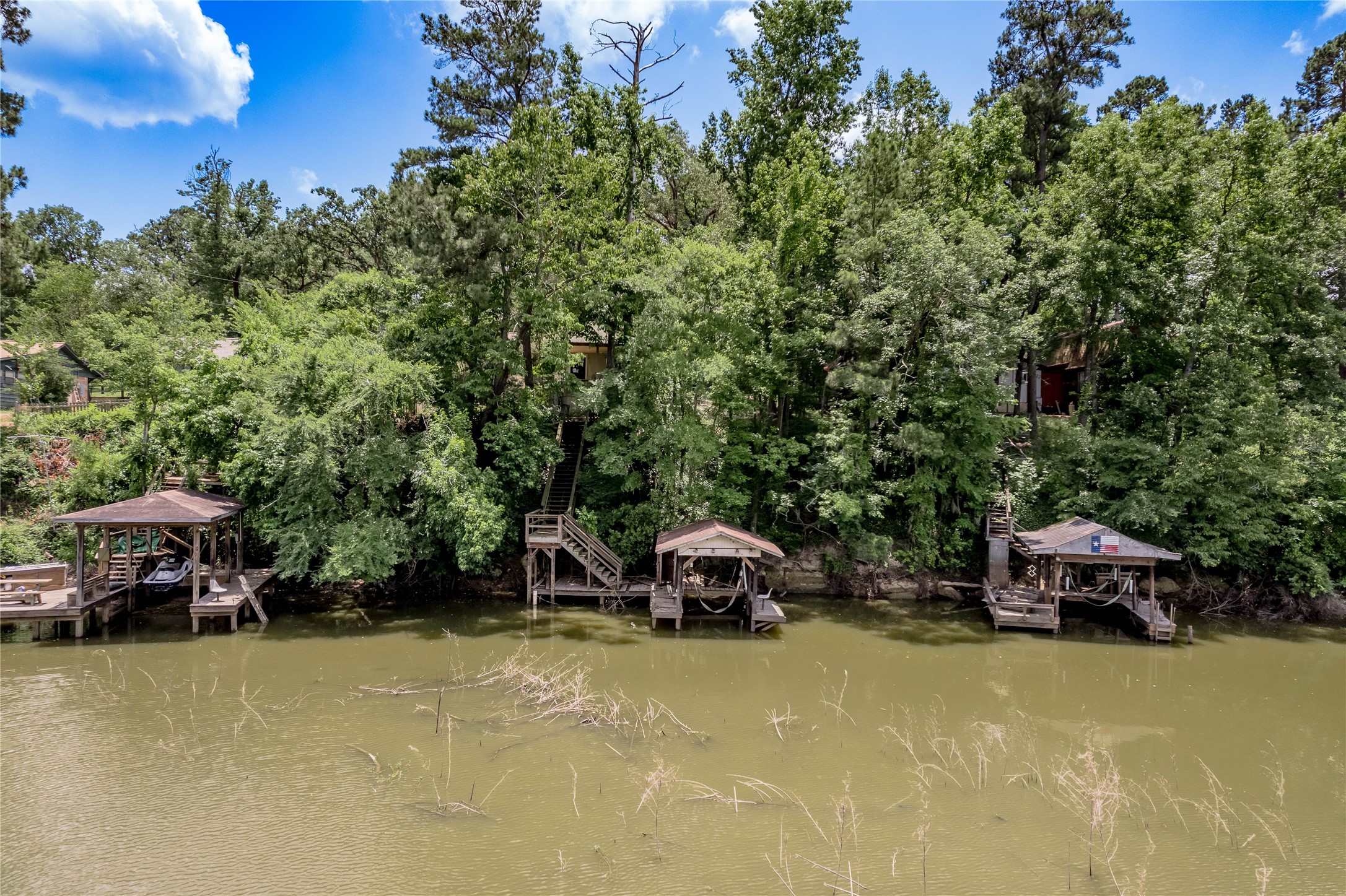 109 Hill Top Road Huntsville, TX 77320 - Photo 32 of 38