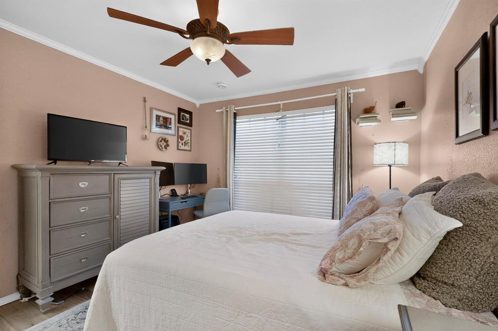 330 West Harwood Road, Unit D Hurst, TX 76054 - Photo 25 of 28