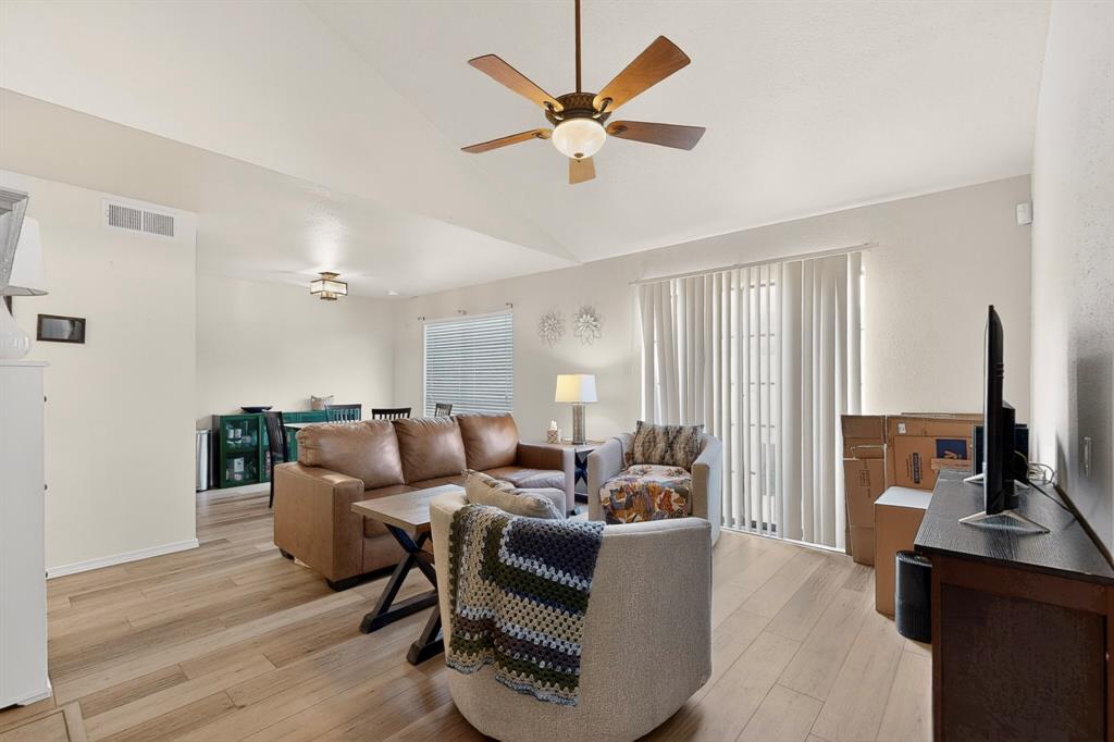 330 West Harwood Road, Unit D Hurst, TX 76054 - Photo 6 of 28