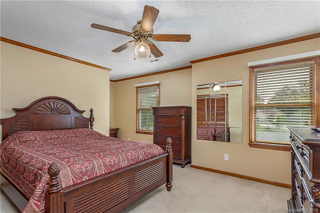 1827 Running Brook Road Charlotte, NC 28214 - Photo 12 of 17