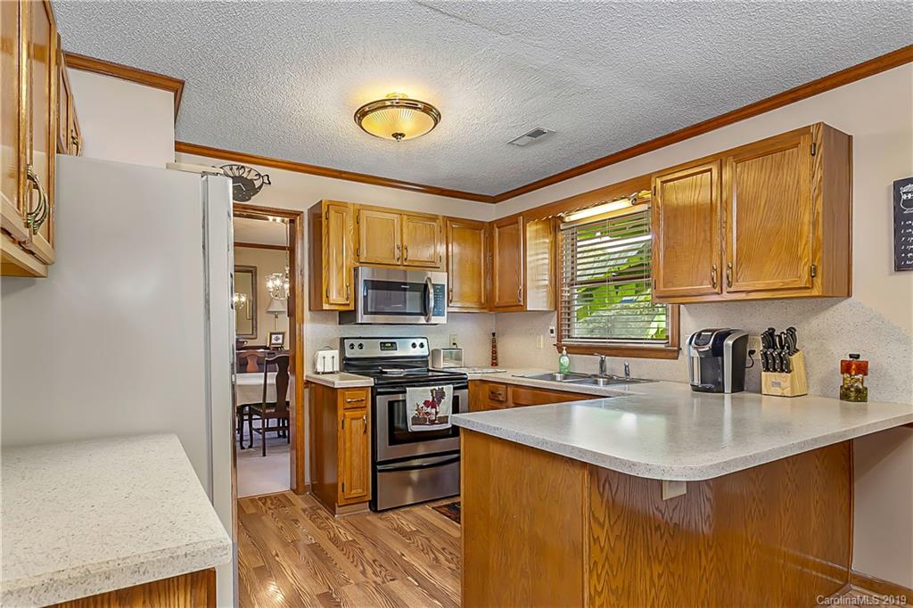 1827 Running Brook Road Charlotte, NC 28214 - Photo 13 of 17