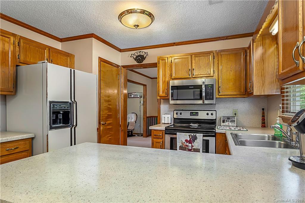 1827 Running Brook Road Charlotte, NC 28214 - Photo 14 of 17
