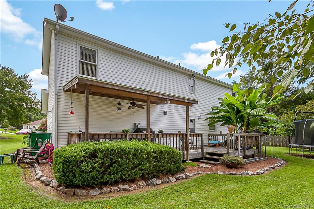 1827 Running Brook Road Charlotte, NC 28214 - Photo 4 of 17