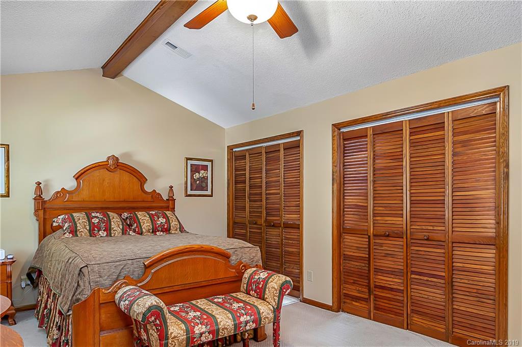 1827 Running Brook Road Charlotte, NC 28214 - Photo 6 of 17