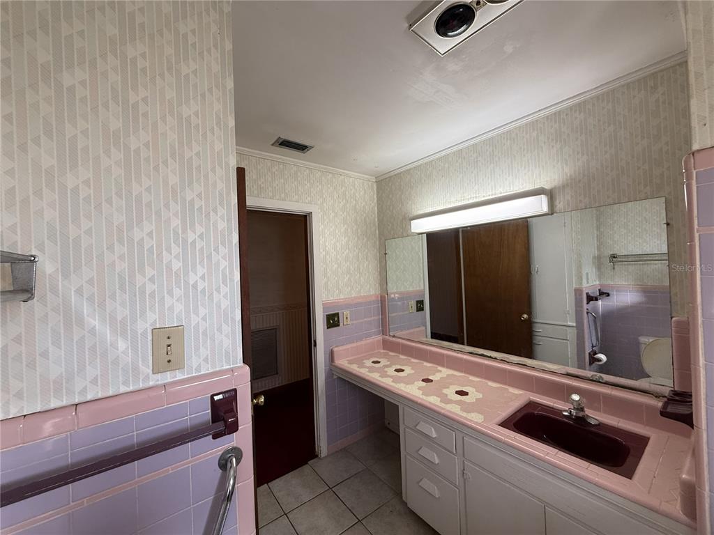 18401 Hamilton Road Dade City, FL 33523 - Photo 17 of 65