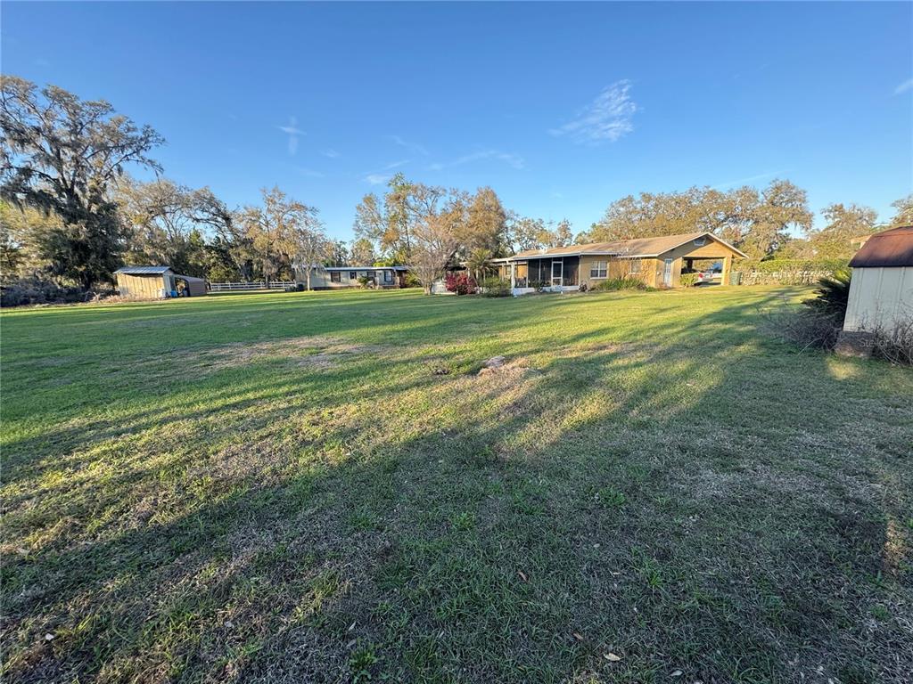 18401 Hamilton Road Dade City, FL 33523 - Photo 45 of 65