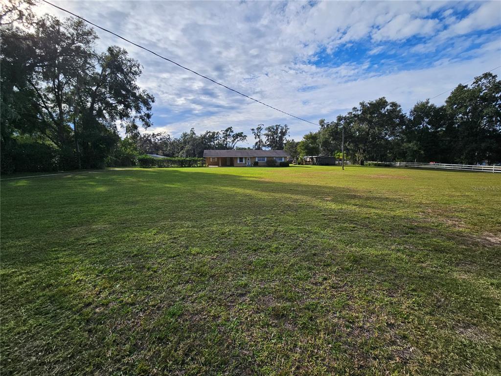 18401 Hamilton Road Dade City, FL 33523 - Photo 51 of 65