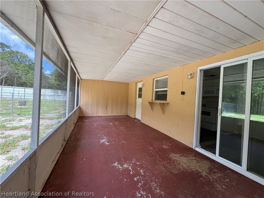 1403 Bassage Road Sebring, FL 33875 - Photo 19 of 20