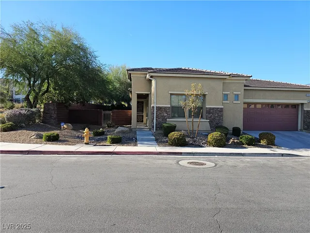 $2,350 | 5333 Candlespice Way, Las Vegas, NV 89135
