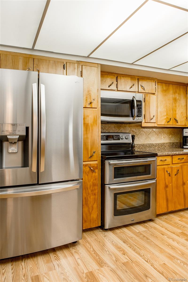 1218 Country Club Road Fort Collins, CO 80524 - Photo 8 of 40 Gallery Image 8