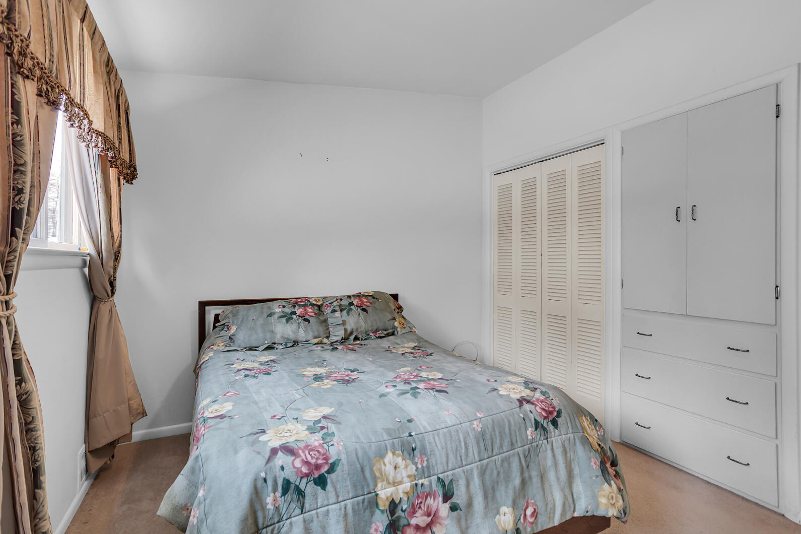 768 Briarcliff Road Jackson, MI 49203 - Photo 5 of 38 0N0A5602
