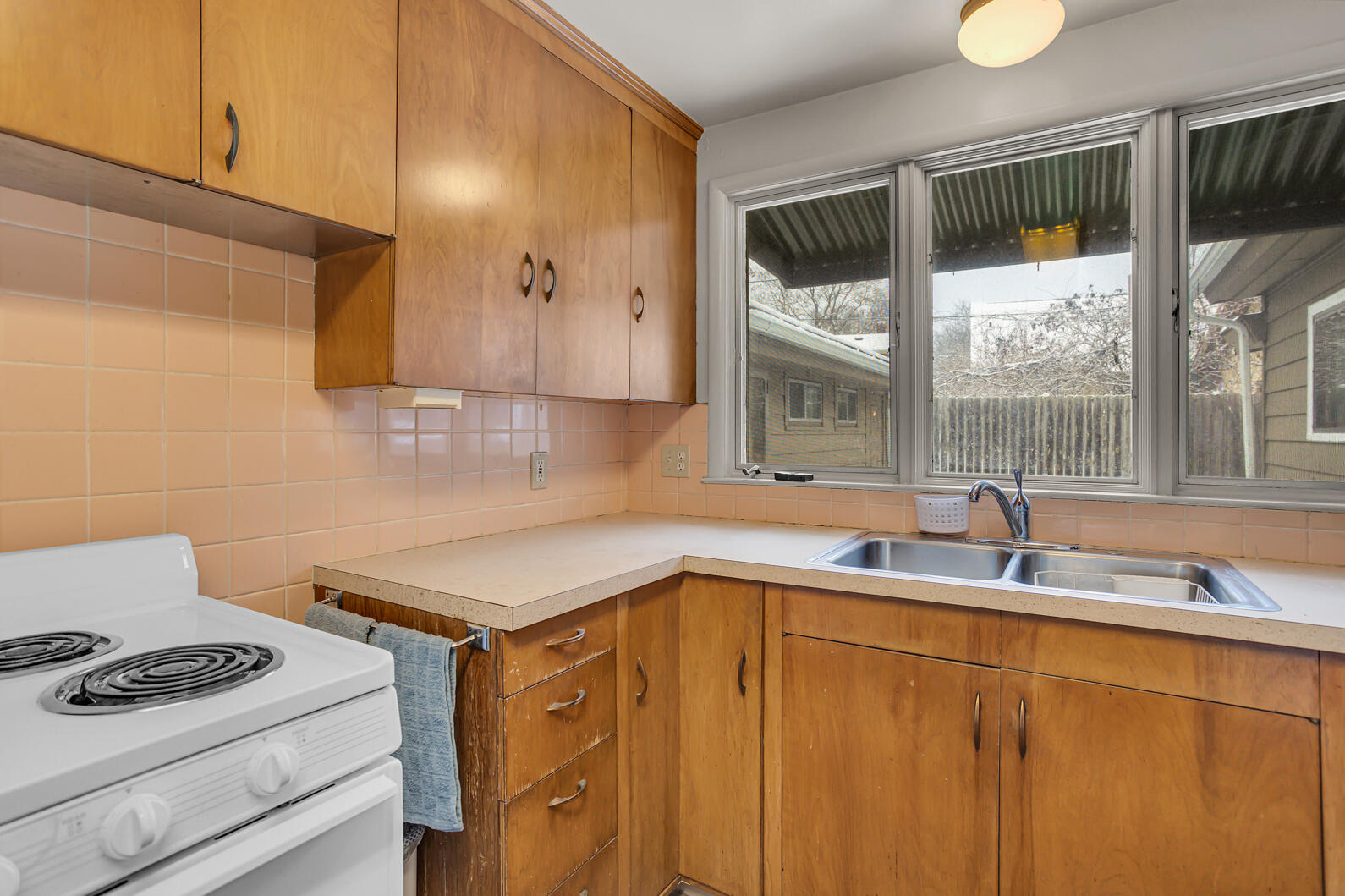 768 Briarcliff Road Jackson, MI 49203 - Photo 8 of 38 0N0A5544