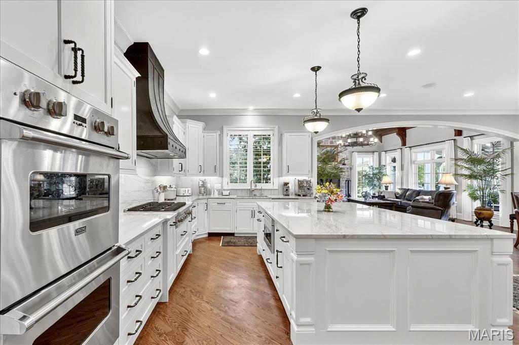 4 Ridgewood Road Ladue, MO 63124 - Photo 16 of 81