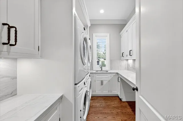 $5,500,000 | 4 Ridgewood Road, Ladue, MO 63124