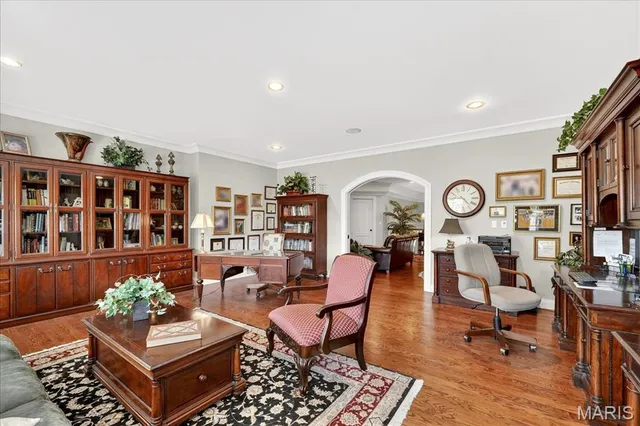 $5,500,000 | 4 Ridgewood Road, Ladue, MO 63124