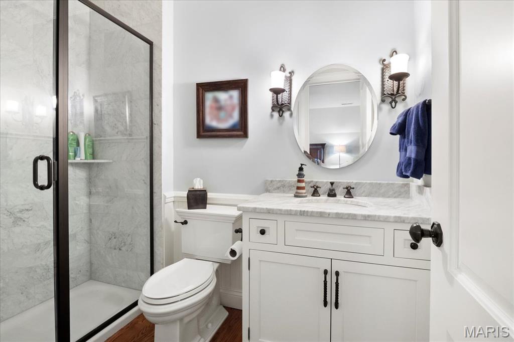 4 Ridgewood Road Ladue, MO 63124 - Photo 45 of 81