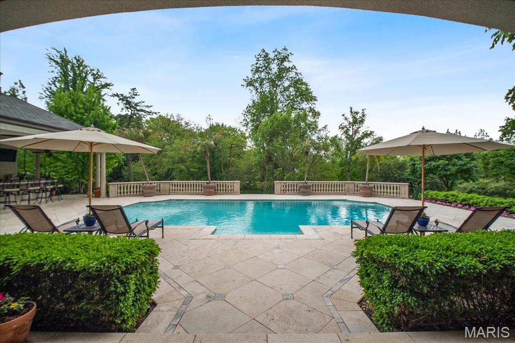 4 Ridgewood Road Ladue, MO 63124 - Photo 46 of 81