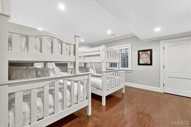 $5,500,000 | 4 Ridgewood Road, Ladue, MO 63124